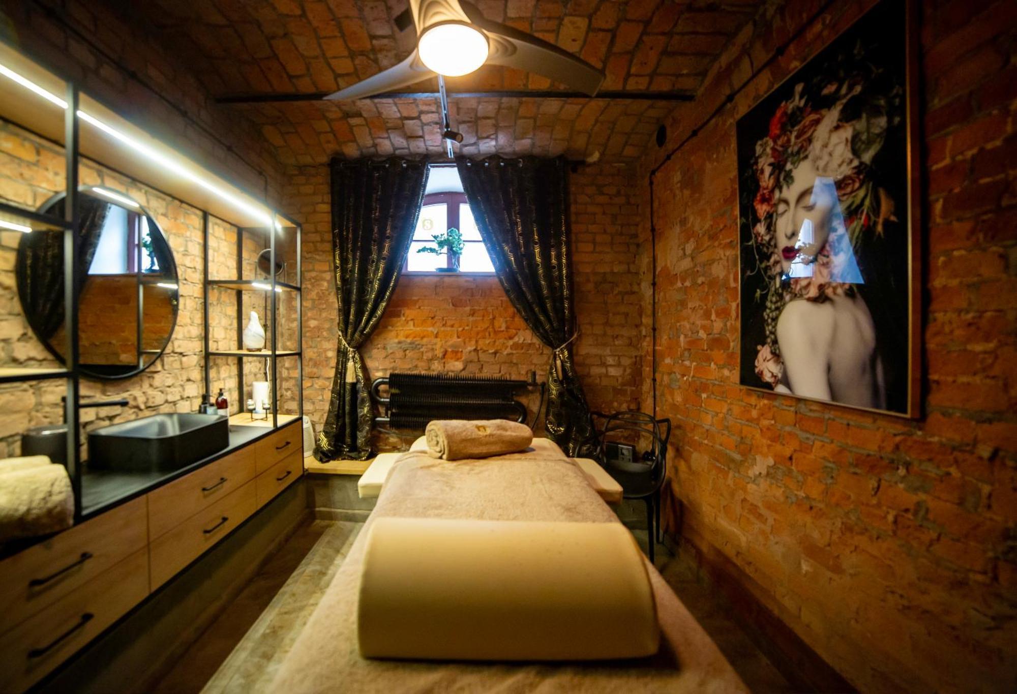 Hotel Saline Inowrocław Εξωτερικό φωτογραφία
