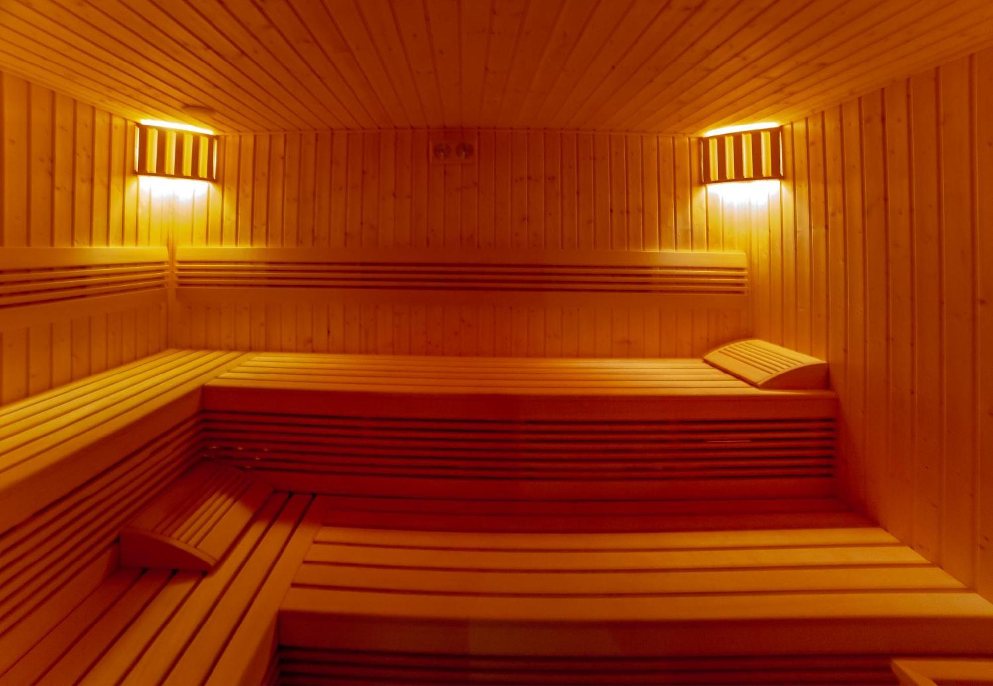 Hotel Saline Inowrocław Εξωτερικό φωτογραφία