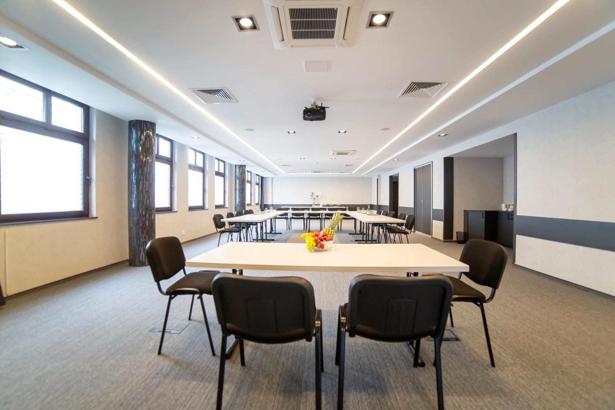 Hotel Saline Inowrocław Εξωτερικό φωτογραφία