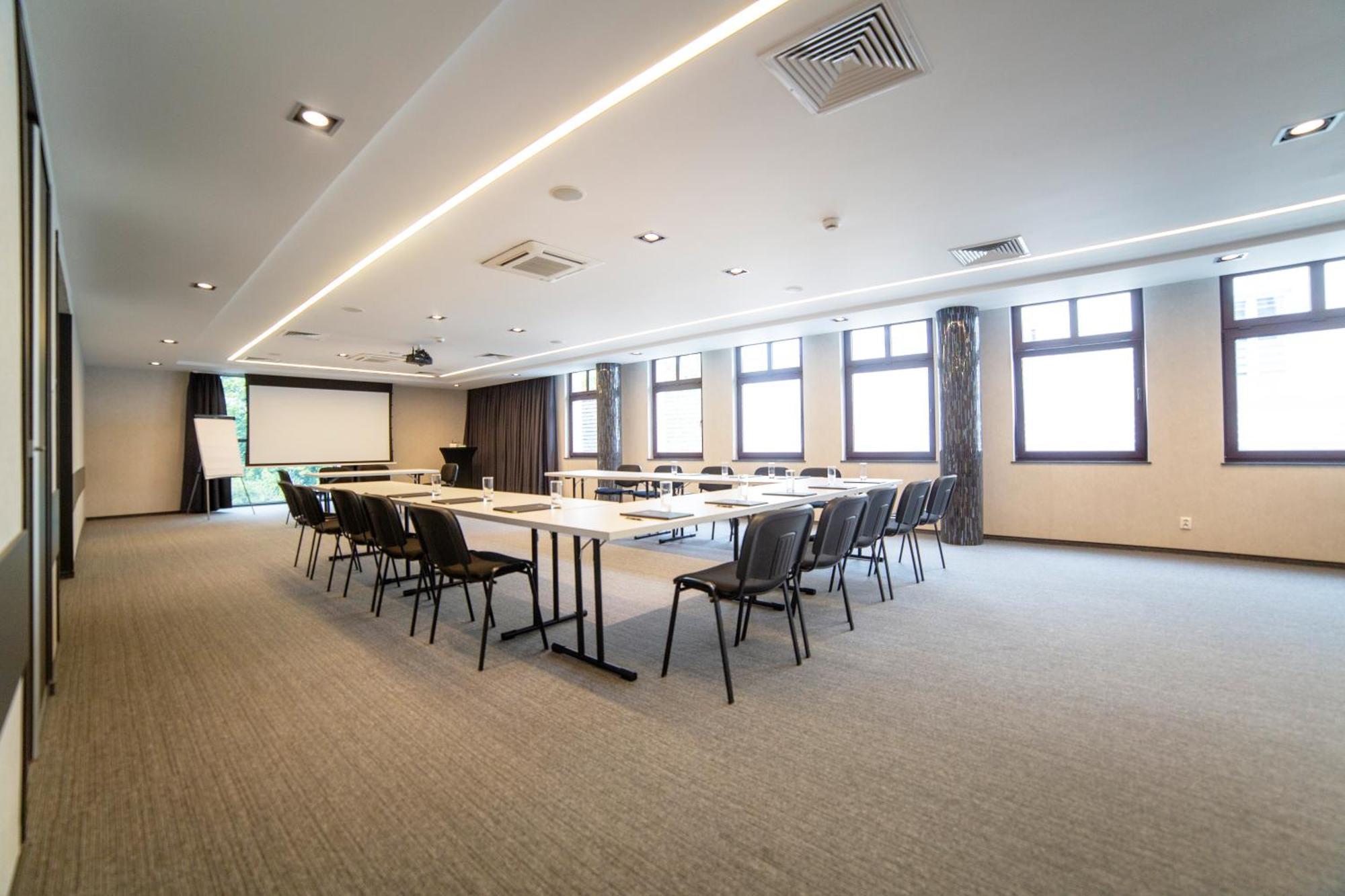 Hotel Saline Inowrocław Εξωτερικό φωτογραφία