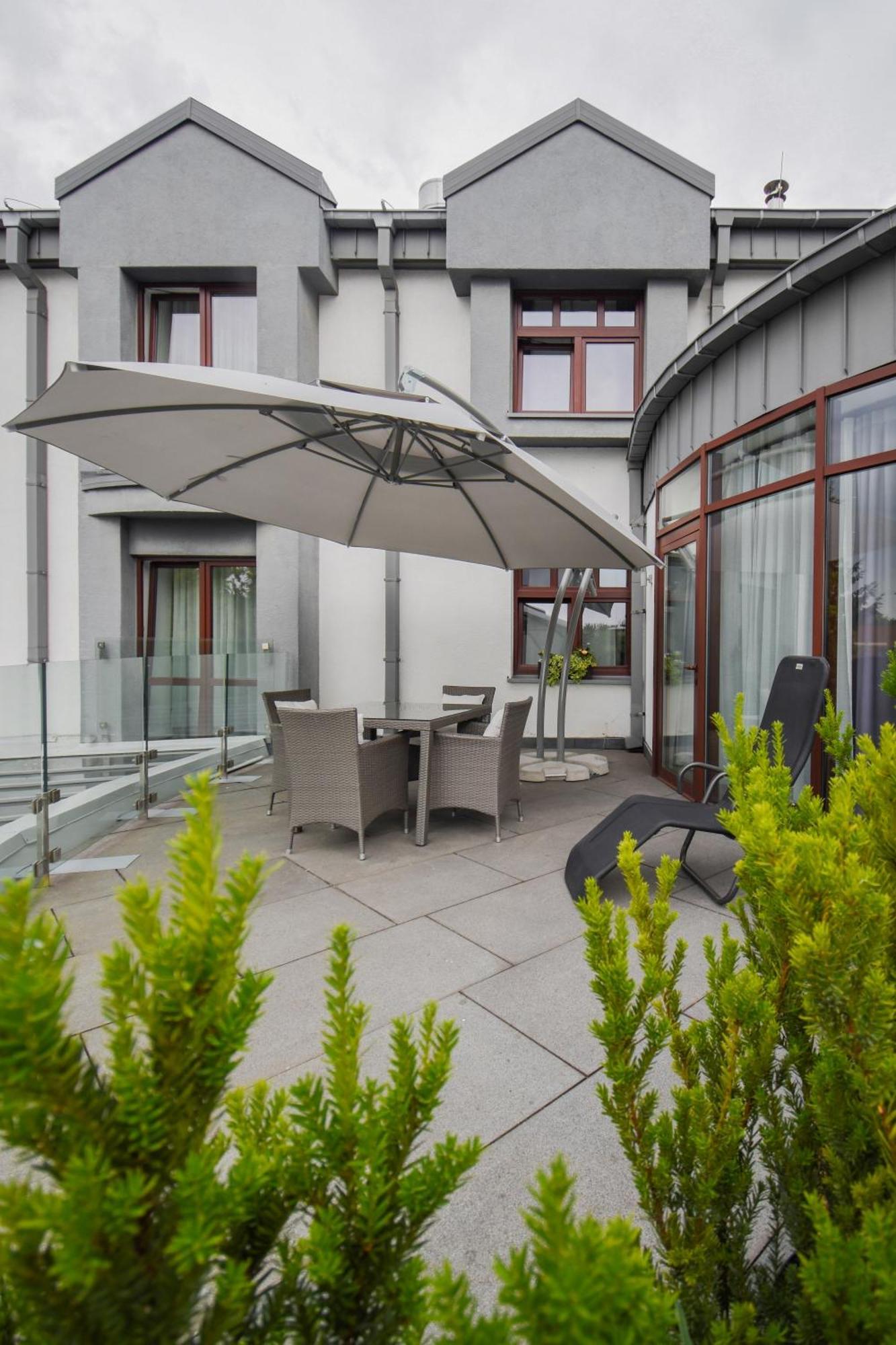 Hotel Saline Inowrocław Εξωτερικό φωτογραφία