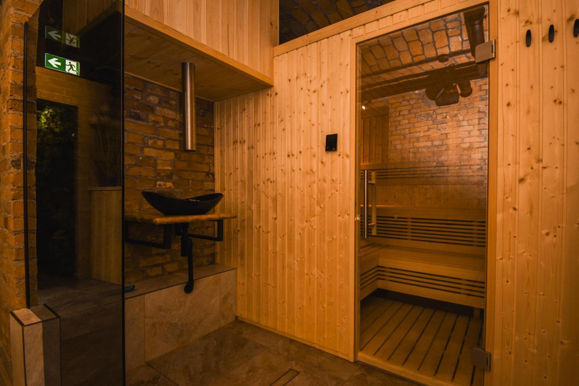 Hotel Saline Inowrocław Εξωτερικό φωτογραφία