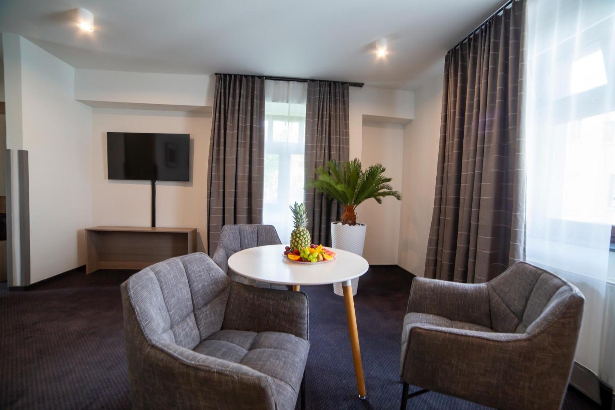 Hotel Saline Inowrocław Εξωτερικό φωτογραφία