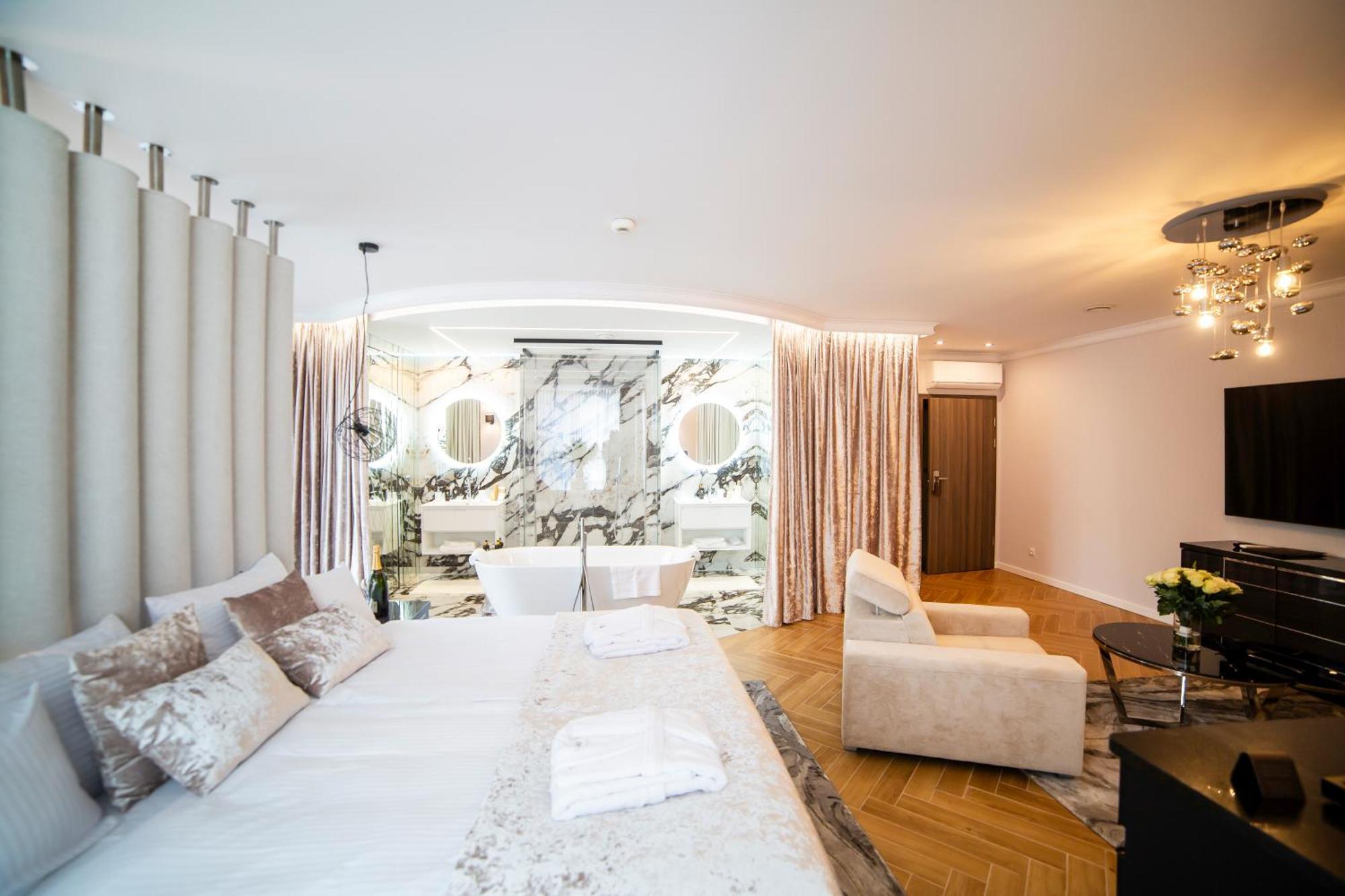 Hotel Saline Inowrocław Εξωτερικό φωτογραφία